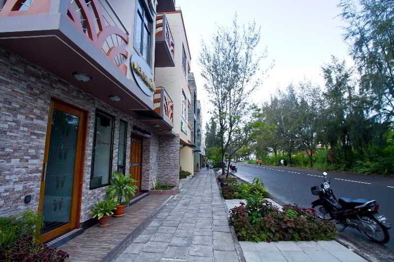 Newtown Inn Hulhumale Exterior photo